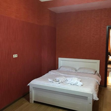 Nana Apartment Tbilisi Ngoại thất bức ảnh