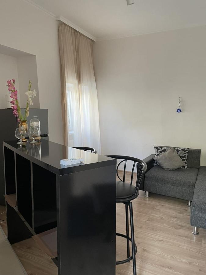Nana Apartment Tbilisi Ngoại thất bức ảnh