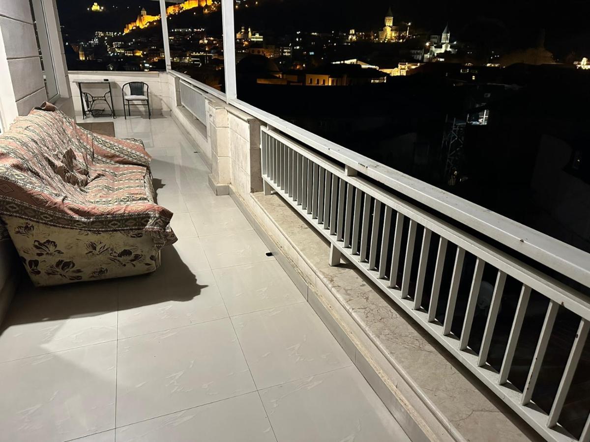 Nana Apartment Tbilisi Ngoại thất bức ảnh