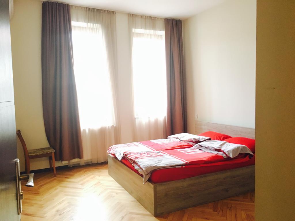 Nana Apartment Tbilisi Ngoại thất bức ảnh