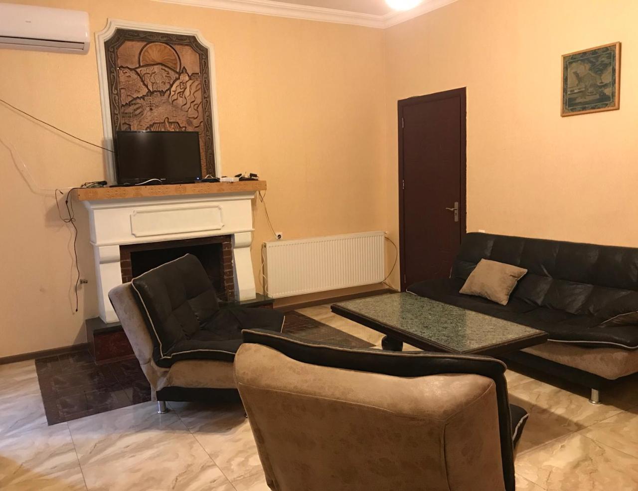 Nana Apartment Tbilisi Ngoại thất bức ảnh